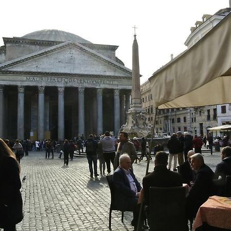 Pantheon Domus Valentino Apartment Rome Bagian luar foto