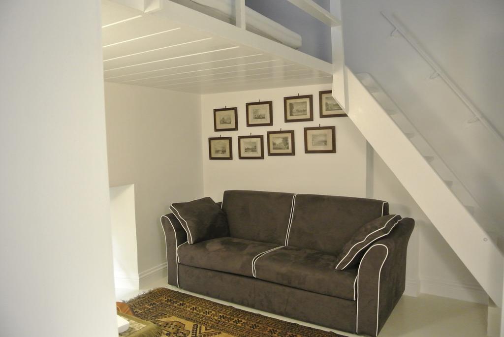 Pantheon Domus Valentino Apartment Rome Bagian luar foto